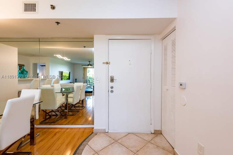 2 bedroom Condominium at 19801 E Country Club Dr 4501, The Yacht Club At Aventur, Aventura — photo 4