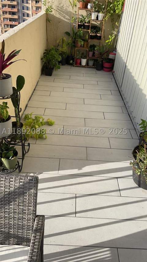 4675 W 18th Ct 1011, Hialeah FL - photo 15 of 20