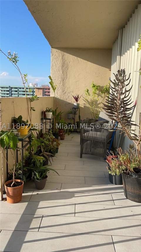 4675 W 18th Ct 1011, Hialeah FL - photo 16 of 20