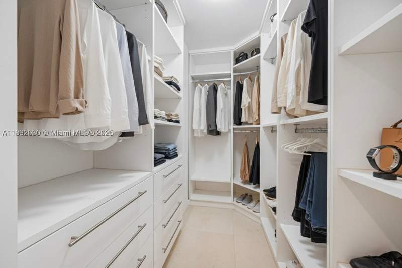 3 bedroom Condominium at 6365 Collins Ave 2901, Akoya Condo, Miami Beach — photo 5