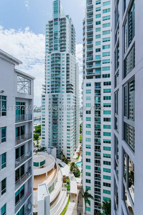 227 NE 2nd St 2508, Miami FL - photo 11 of 28