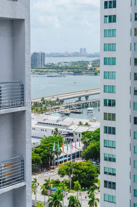 227 NE 2nd St 2508, Miami FL - photo 14 of 28