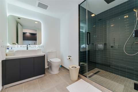 227 NE 2nd St 2508, Miami FL - photo 6 of 28