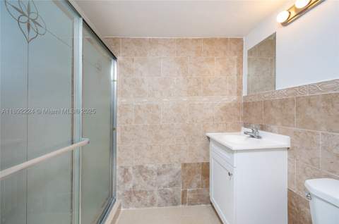 2775 W 61st Pl 207, Hialeah FL - photo 19 of 26