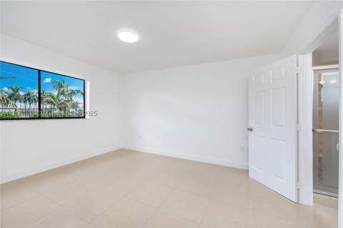 2775 W 61st Pl 207, Hialeah FL - photo 23 of 26