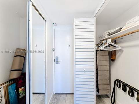 19201 Collins Ave 636, Sunny Isles Beach FL - photo 19 of 23