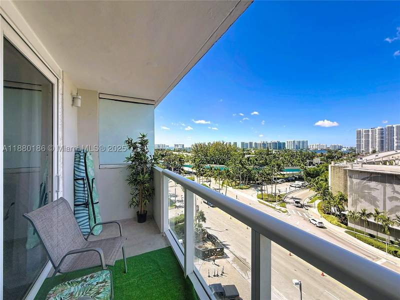 0 bedroom HotelMotel at 19201 Collins Ave 636, The Aventura Beach Club C, Sunny Isles Beach — photo 2