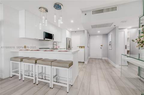 100 Lincoln Rd 323, Miami Beach FL - photo 15 of 63