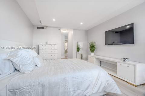 100 Lincoln Rd 323, Miami Beach FL - photo 23 of 63