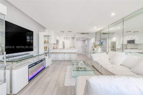 100 Lincoln Rd 323, Miami Beach FL - photo 7 of 63