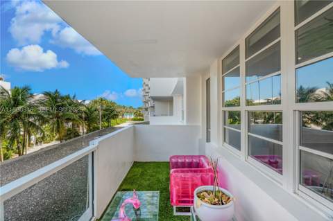 100 Lincoln Rd 323, Miami Beach FL - photo 9 of 63
