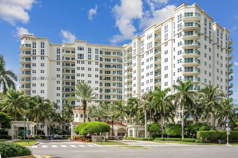 2 bedroom Condominium at 20000 E Country Club Dr Ph01, Turnberry Vlg No Tower Co, Aventura — photo 2