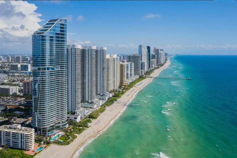 2 bedroom Condominium at 16001 Collins Ave 3705, Tdr Tower I Condo, Sunny Isles Beach — photo 3
