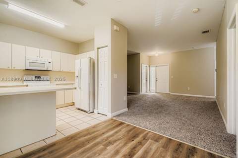 2731 NE 3rd Dr 203, Homestead FL - photo 12 of 33