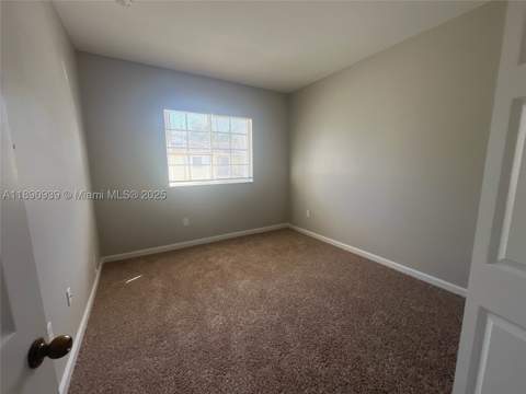 2731 NE 3rd Dr 203, Homestead FL - photo 6 of 33