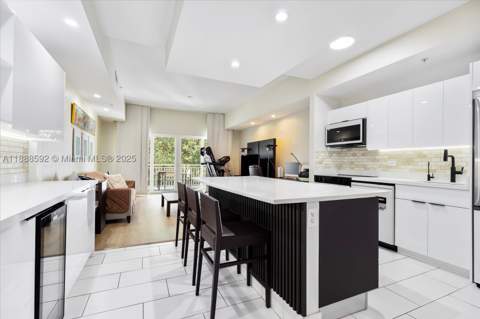 5300 NW 87th Ave 1212, Doral FL - photo 22 of 27