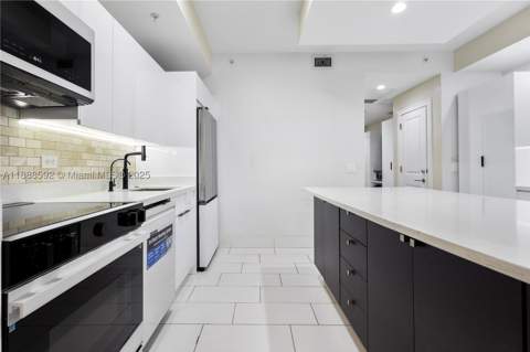 5300 NW 87th Ave 1212, Doral FL - photo 23 of 27