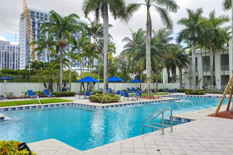 3 bedroom Condominium at 5300 NW 87th Ave 1212, The Blue A Resort Hotel C, Doral — photo 5