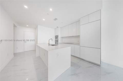 700 NE 24 St 3402, Miami FL - photo 11 of 19