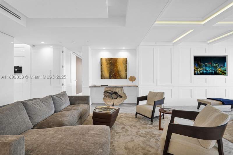 3 bedroom Condominium at 9701 Collins Ave 2104S, St Regis Bal Harbour, Bal Harbour — photo 2