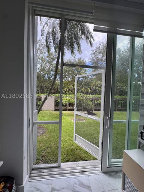 9725 NW 52nd St 114, Doral FL - photo 18 of 21