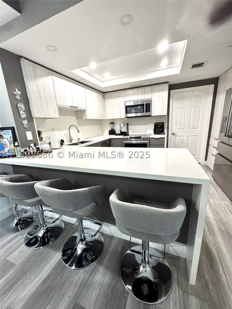 3 bedroom Condominium at 9725 NW 52nd St 114, Doral House Condo No 3, Doral — photo 4