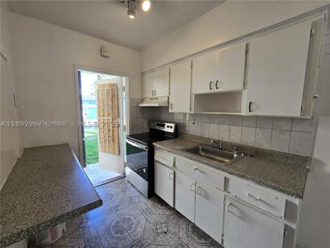 70 NW 77th St 11, Miami FL - photo 10 of 13