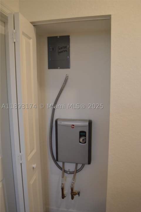 2744 SE 19th St, Homestead FL - photo 18 of 29