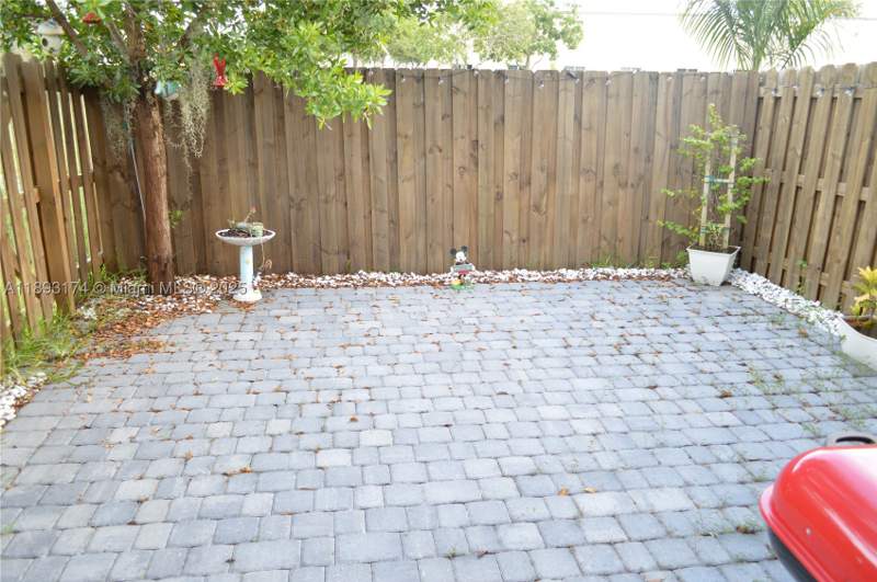 3 bedroom Townhouse at 2744 SE 19th St, Keys Gate Residential, Homestead — photo 4
