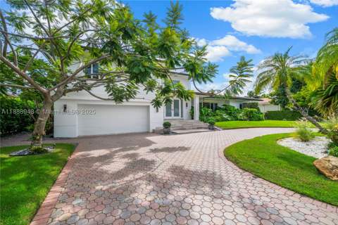 1370 NE 103rd St, Miami Shores FL - photo 8 of 59