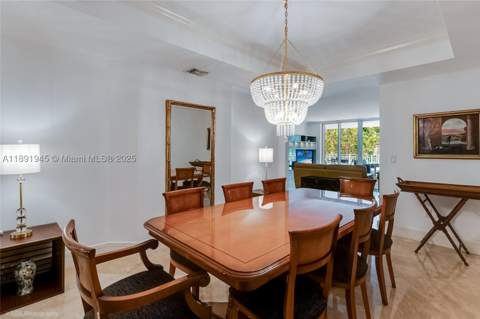791 Crandon Blvd 303, Key Biscayne FL - photo 16 of 25