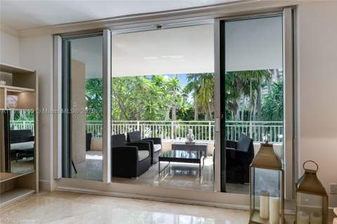 791 Crandon Blvd 303, Key Biscayne FL - photo 6 of 25