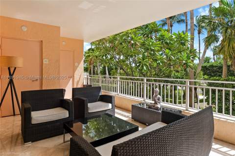 791 Crandon Blvd 303, Key Biscayne FL - photo 7 of 25
