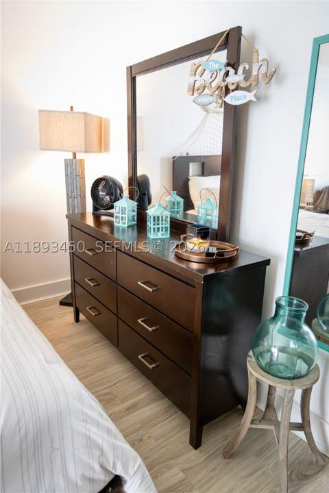 19201 Collins Ave 720, Sunny Isles Beach FL - photo 10 of 59