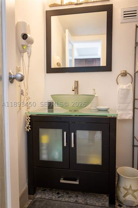 19201 Collins Ave 720, Sunny Isles Beach FL - photo 19 of 59