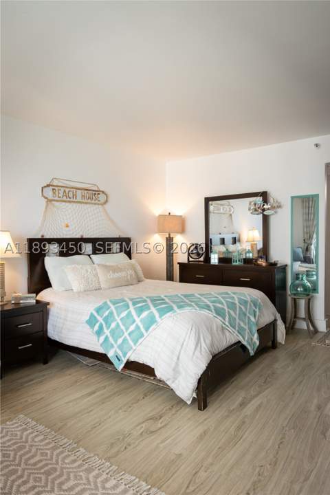 19201 Collins Ave 720, Sunny Isles Beach FL - photo 7 of 59