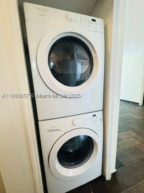 7800 Collins Ave 203, Miami Beach FL - photo 11 of 29