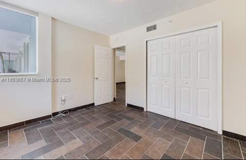 7800 Collins Ave 203, Miami Beach FL - photo 12 of 29