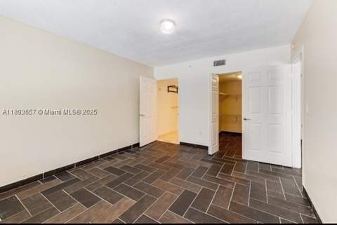 7800 Collins Ave 203, Miami Beach FL - photo 18 of 29