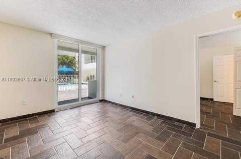 7800 Collins Ave 203, Miami Beach FL - photo 7 of 29