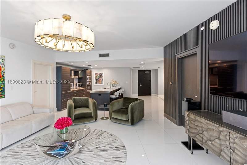 2 bedroom Condominium at 200 Biscayne Boulevard Way 3608, Epic West Condo, Miami — photo 4