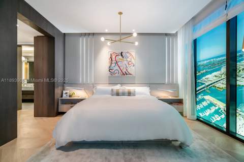 300 N Biscayne Blvd 7803, Miami FL - photo 6 of 16