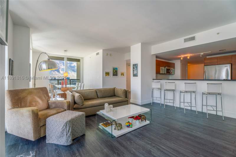2 bedroom Condominium at 253 NE 2nd St 3203, Vizcayne South Condo, Miami — photo 4