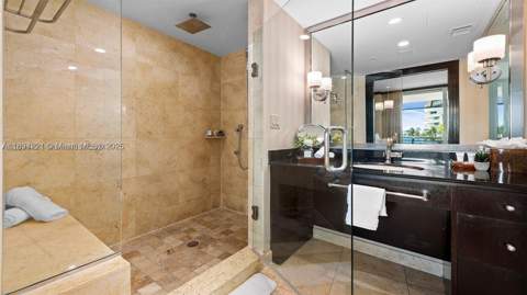 1437 Collins Ave 327, Miami Beach FL - photo 16 of 21