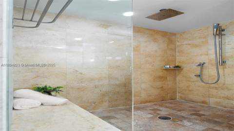 1437 Collins Ave 327, Miami Beach FL - photo 17 of 21