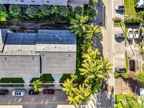 10090 Bay Harbor Ter 10090, Bay Harbor Islands FL - photo 11 of 44