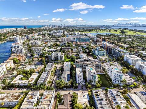 10090 Bay Harbor Ter 10090, Bay Harbor Islands FL - photo 12 of 44