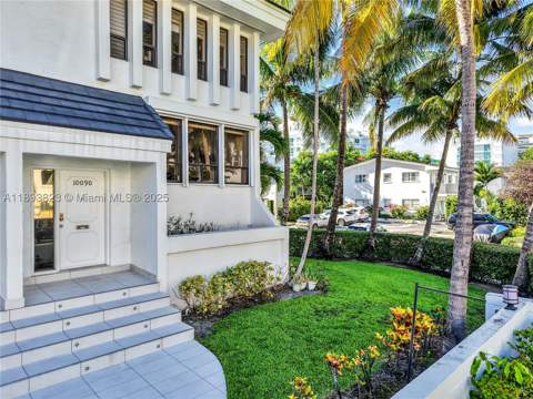 10090 Bay Harbor Ter 10090, Bay Harbor Islands FL - photo 13 of 44