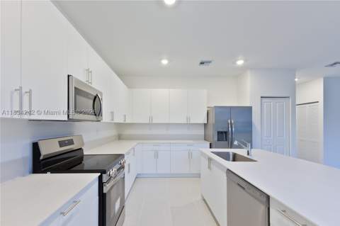 13203 SW 188th Ter, Miami FL - photo 23 of 49