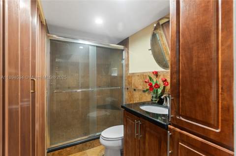 2450 W 67th Pl 13-12, Hialeah FL - photo 10 of 27